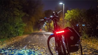 À vélo dans la nuit